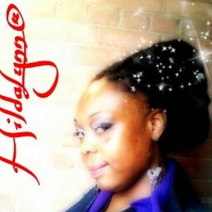 Meet your Posher, Lola